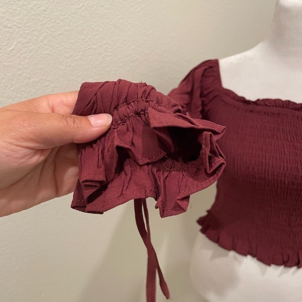 NWT Olivaceous Women’s Red / Burgundy Crop Top Off Shoulder Size L - Picture 6 of 8